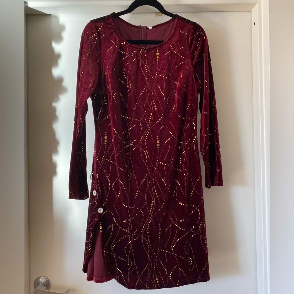 Velvet Long-Sleeve Maroon & Gold Holiday Dress